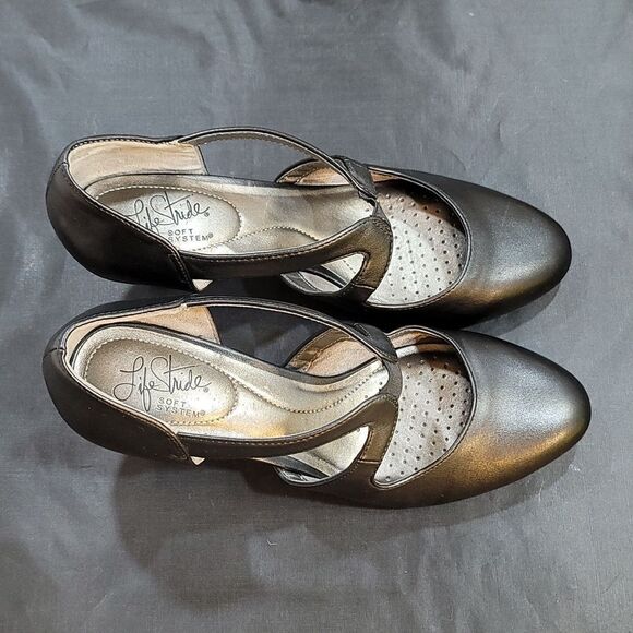 LIFE STRIDE SOFT SYSTEM WOMEN'S KITTEN HEEL SHOE - Picture 11 of 14